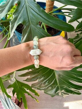 Aquamarine & Prehnite bracelet